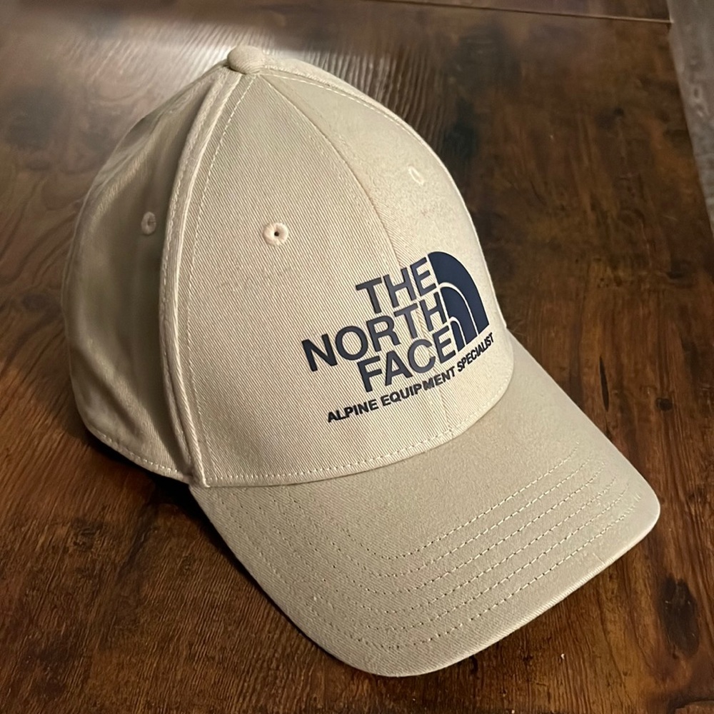 The North Face Baseball Hat Adjustable NWOT